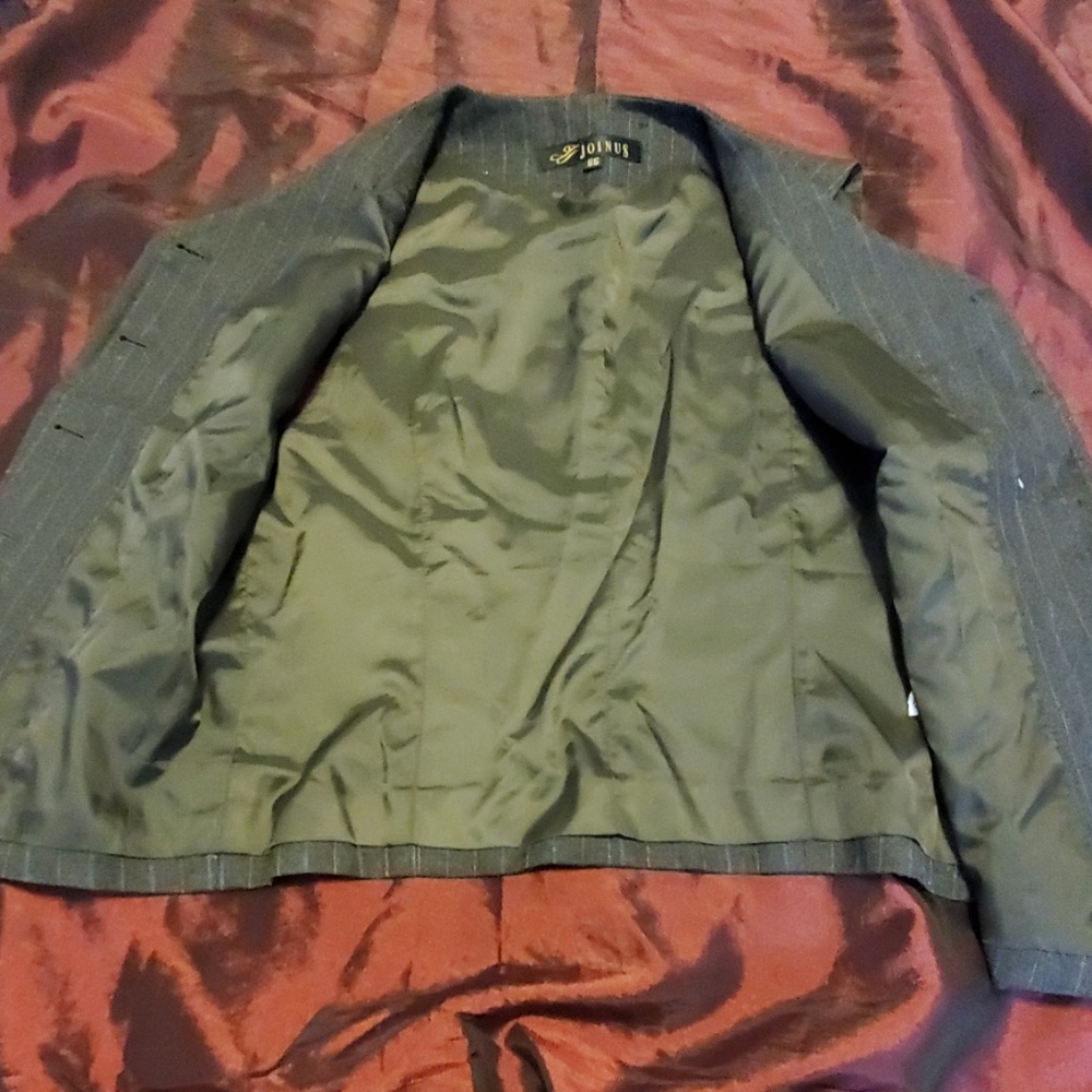 Wool Vest - Picture 2 of 2